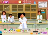 العاب التقبيل في المختبر الحقيقية